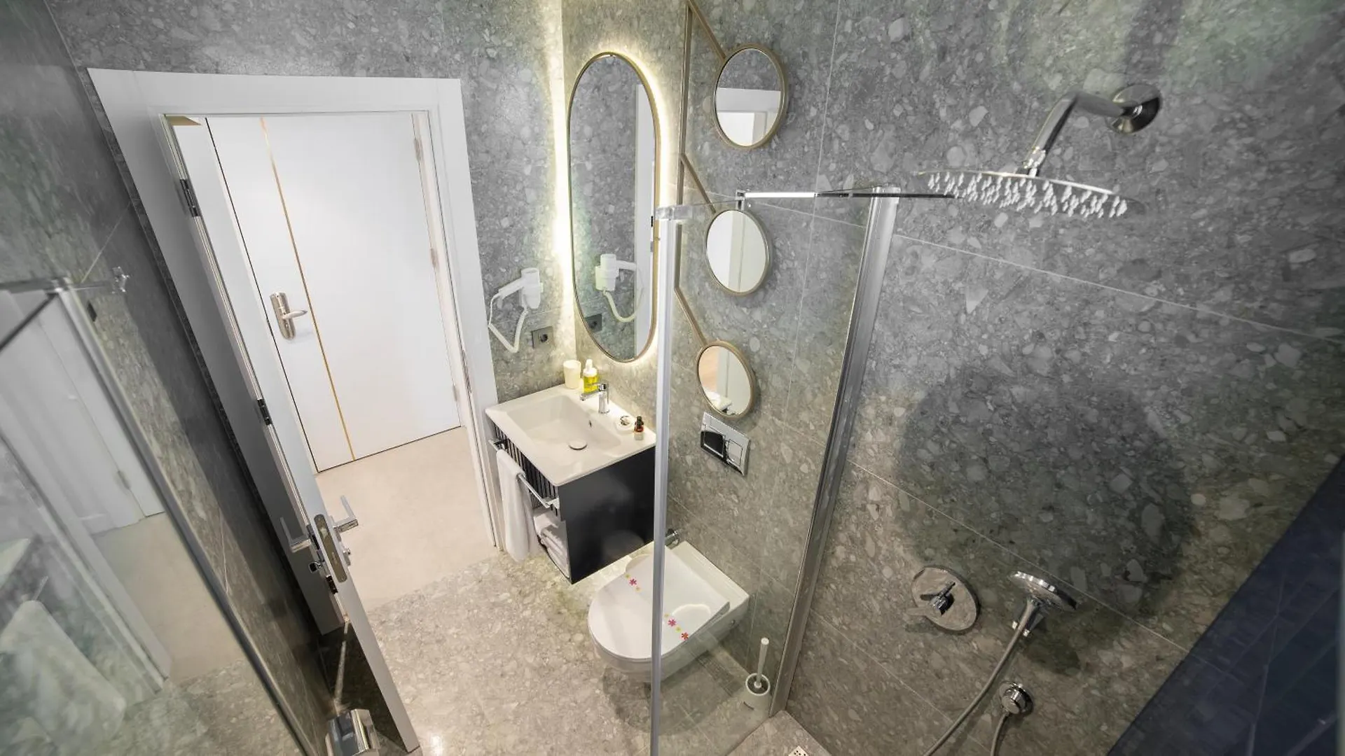 Stile Suite Marine Hotel 안탈리아 0*,